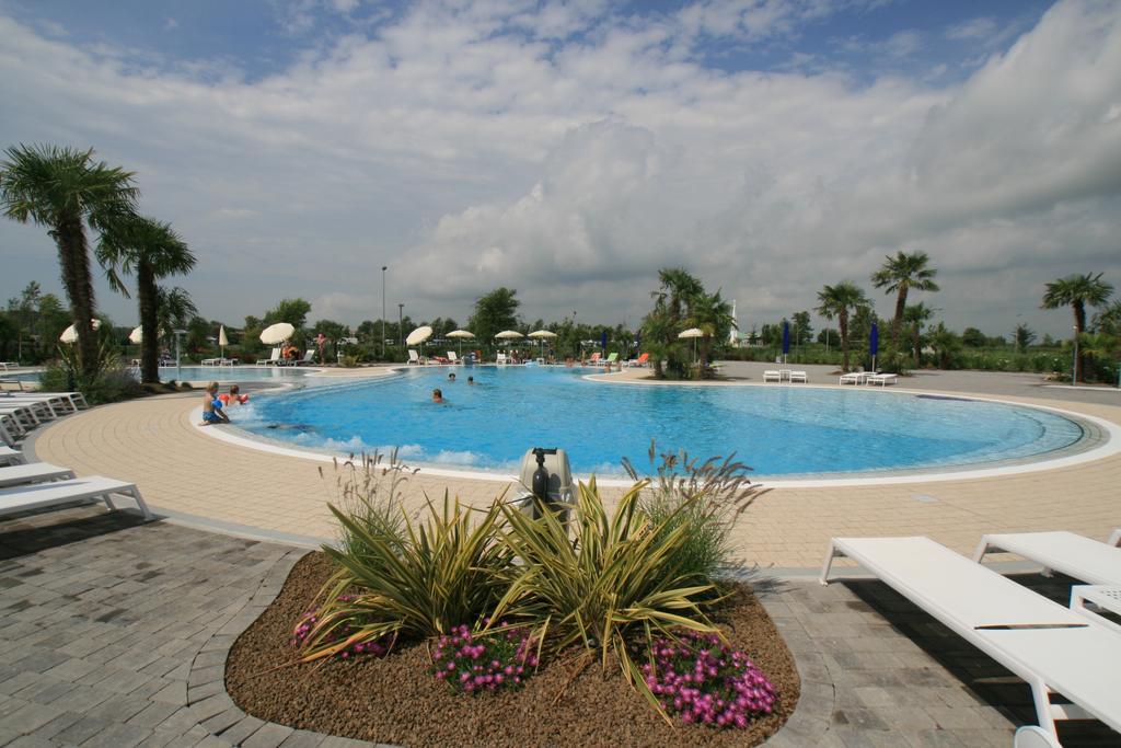 Villaggio Laguna Blu Каорле Экстерьер фото